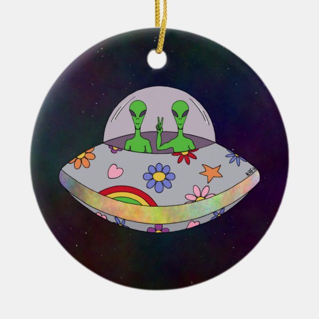 They Come in Peace UFO Ceramic Tree Decoration (Front)