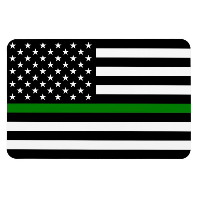 Thin Green Line Flag: Patriotic Military Veterans Magnet (Horizontal)
