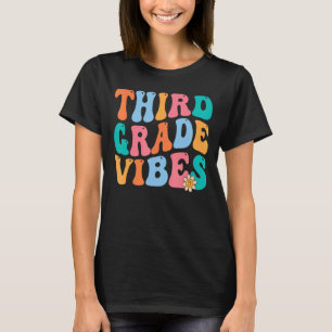 Third Grade Vibes Retro Back to School Teacher Wom T-Shirt