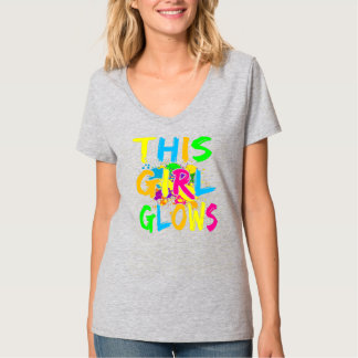This Girl Glows Retro 80's Party  T-Shirt