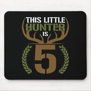 This Little Hunter Is 5 Years Old 5th Birthday Dee Mouse Mat
