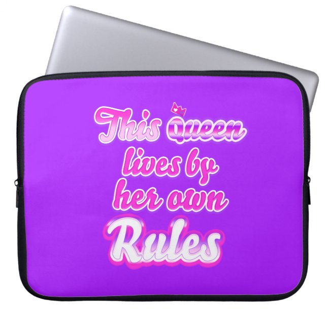 This queen lives by her own rules Electronics Bag (Front)