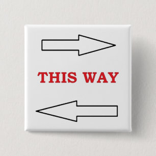 "THIS WAY" ARROWS 15 CM SQUARE BADGE
