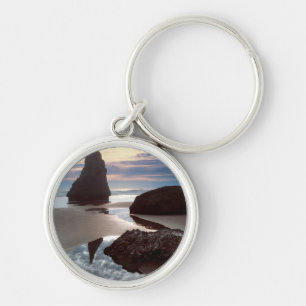 Thorn-Shaped seastack Face Rock Wayside, OR Key Ring