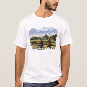 Thoroughbred horse farm in Marion County, T-Shirt