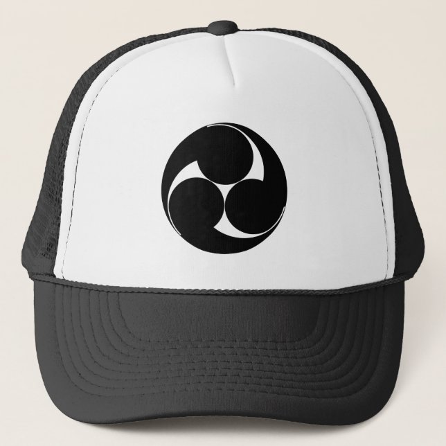 Three clockwise swirls (Sugaki) Trucker Hat (Front)