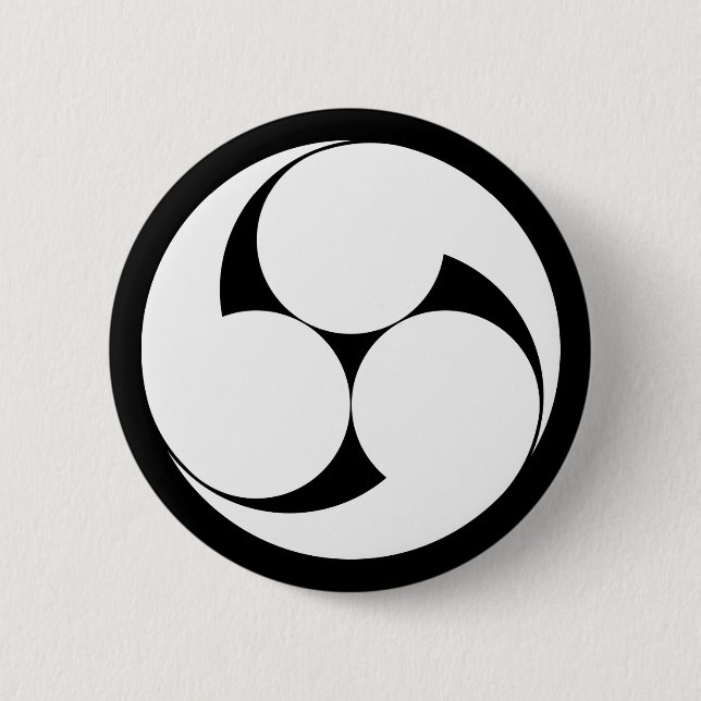 Three counterclockwise swirls (Jinuki) 6 Cm Round Badge (Front)