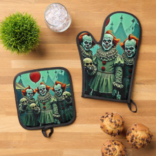 Three Creepy Clowns Skull Fear Design Oven Mitt & Pot Holder Set