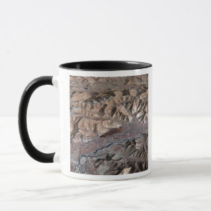 Three-dimensional view of the landscape mug