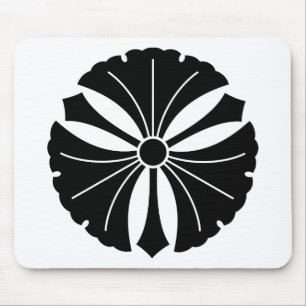 Three ginkgo leaves with swords mouse mat