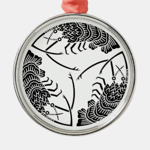 Three head-to tail spiny lobsters metal tree decoration
