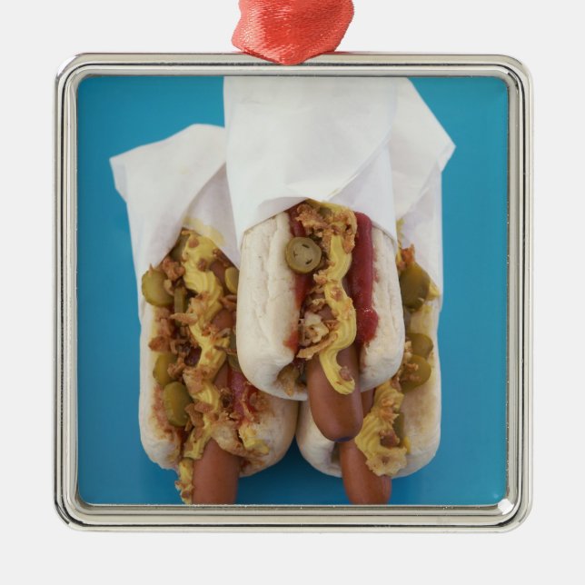 Three hot dogs in buns metal tree decoration (Front)