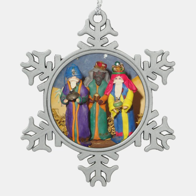 Three kings bearing gifts for baby Jesus christmas Snowflake Pewter Christmas Ornament (Front)