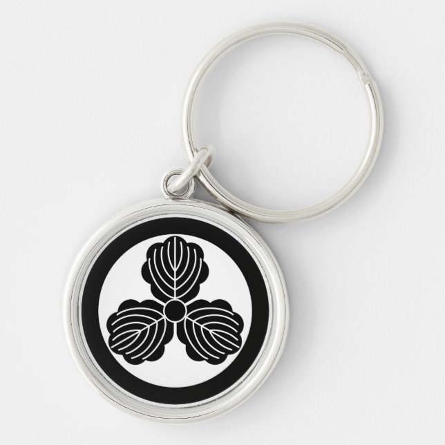 Three oak leaves(1) in circle key ring (Front)