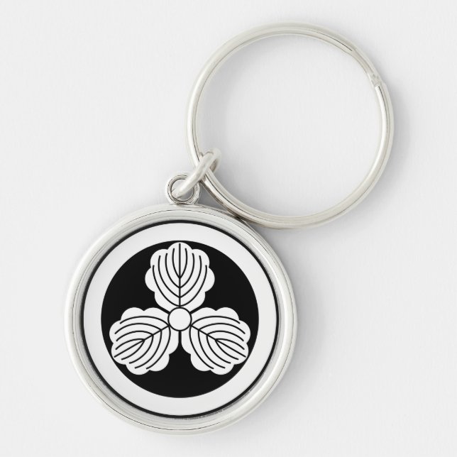 Three oak leaves(1) in circle key ring (Front)