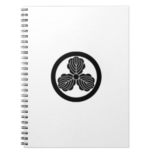 Three oak leaves(1) in circle notebook
