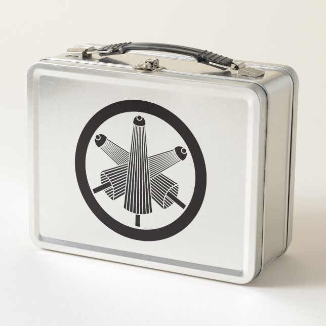 Three umbrellas, staggered in circle metal lunch box (Front)