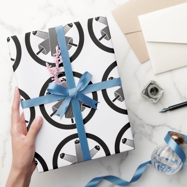 Three umbrellas, staggered in circle wrapping paper (Gifting)