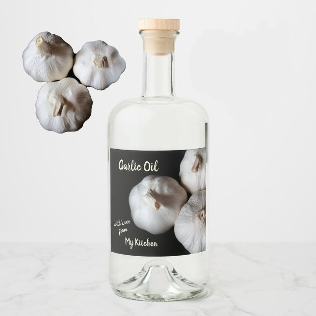 Three Whole Cloves White Garlic Oil Bottle Label (Creator Uploaded)