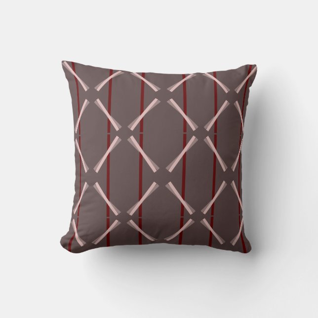 Throw pillow in shades of wine. (Front)