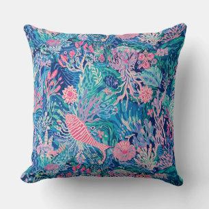 Throw pillow in stylish graphic