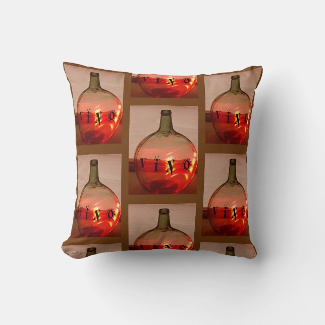 Throw Pillow VINO (Front)