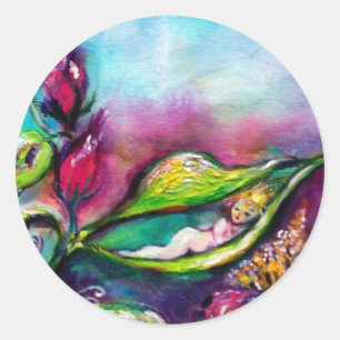 THUMBELINA SLEEPING BETWEEN ROSE LEAVES CLASSIC ROUND STICKER