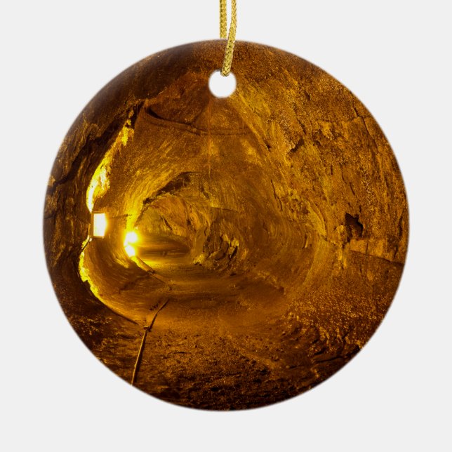 Thurston Lava Tube Hawaii Volcanoes National Park Ceramic Tree Decoration (Front)