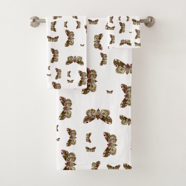 Thyatira batis - The Peach Blossom Moth Bath Towel Set (Insitu)