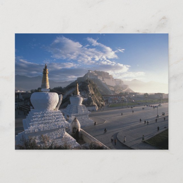 Tibet - Lhasa. Potala at sunrise Postcard (Front)
