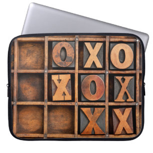 tic-tac-toe or noughts and crosses game - vintage  laptop sleeve