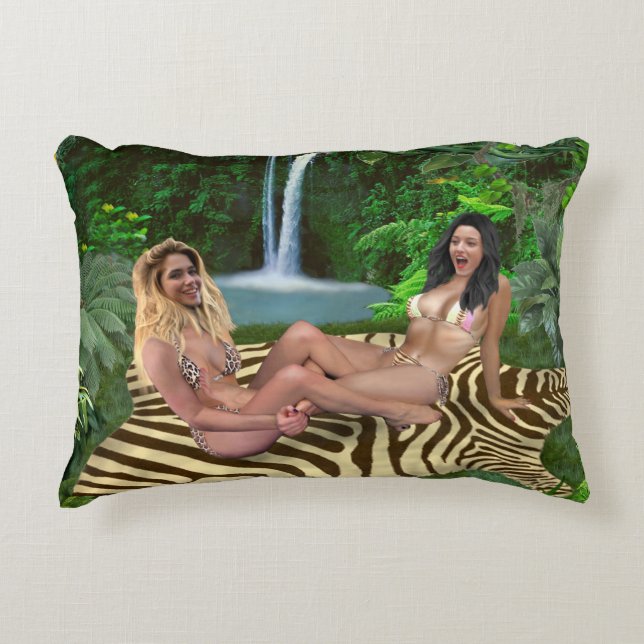 TICKLE WRESTLING BABES DECORATIVE CUSHION (Front)