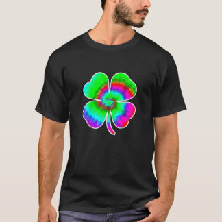 Tie Dye St Patricks Day Women Men Green Clover Iri T-Shirt