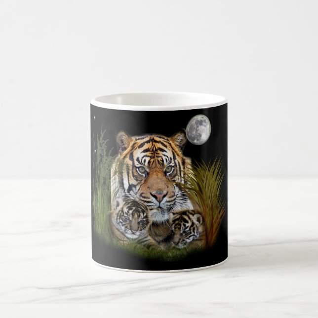 Tiger and cubs coffee mug (Center)