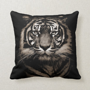 Tiger face cushion