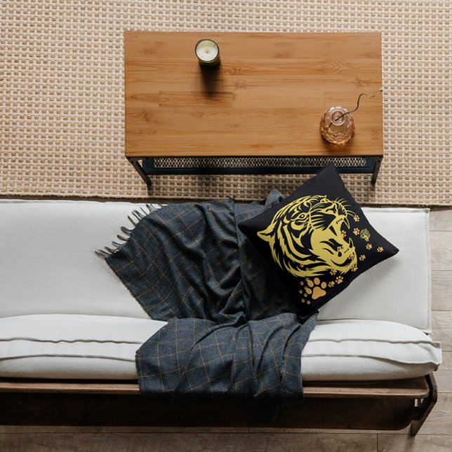 Tiger Head Roar Claws Black  Cushion (Creator Uploaded)
