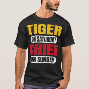 Tiger On Saturday Chief On Sunday Sports Fans Vint T-Shirt