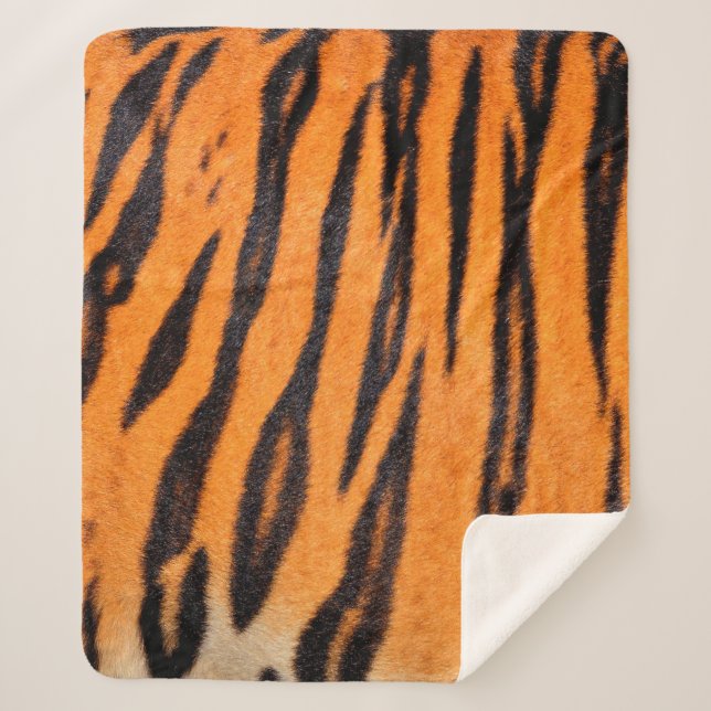 Tiger print texture sherpa blanket (Front)