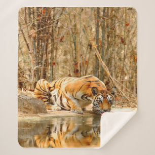 Tiger Reflection Sherpa Blanket