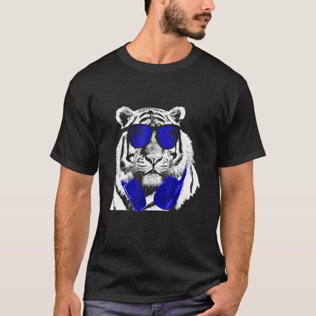 Tiger Sunglasses Headphones Party Music Tiger Fans T-Shirt (Front)