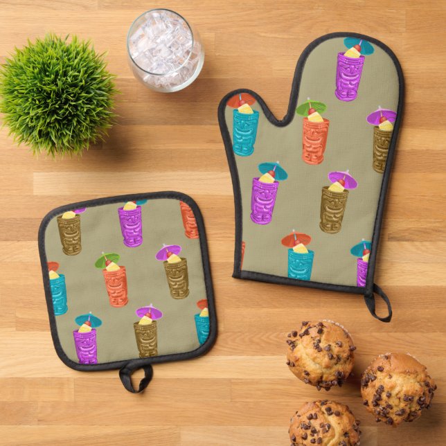 Tiki Mugs Retro Hawaiian Tropical Drinks Khaki Oven Mitt & Pot Holder Set (Top Down)