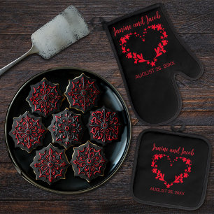 Til Death Do Us Part Gothic Red Heart Oven Mitt & Pot Holder Set