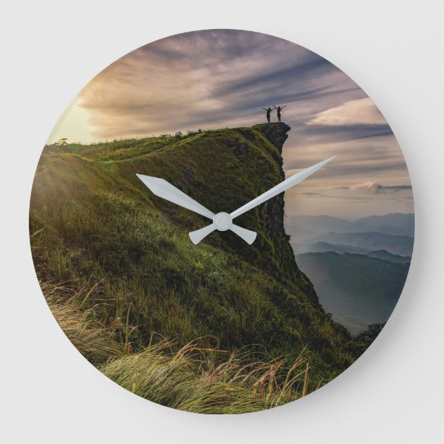 Timeless Elegance: Best Wall Clock (Front)