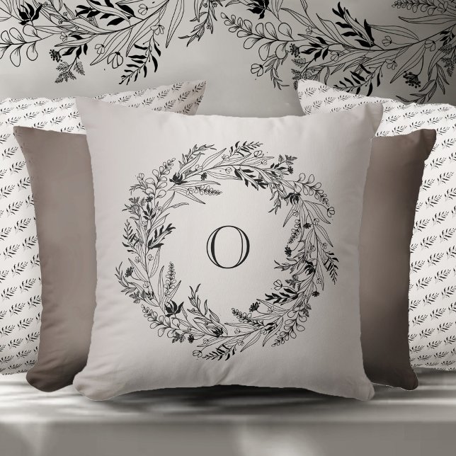 Timeless leafy botanical circle letter O Cushion (Creator Uploaded)