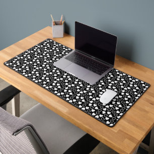 TINY BLACK AND WHITE VALENTINE LOVE HEARTS DESK MAT