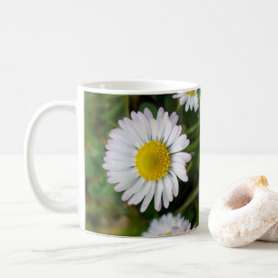 Tiny daisies coffee mug