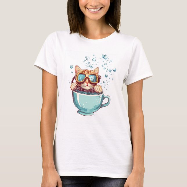Tiny Diver Cat � Funny Scuba Kitty Tea Lover T-Shirt (Front)
