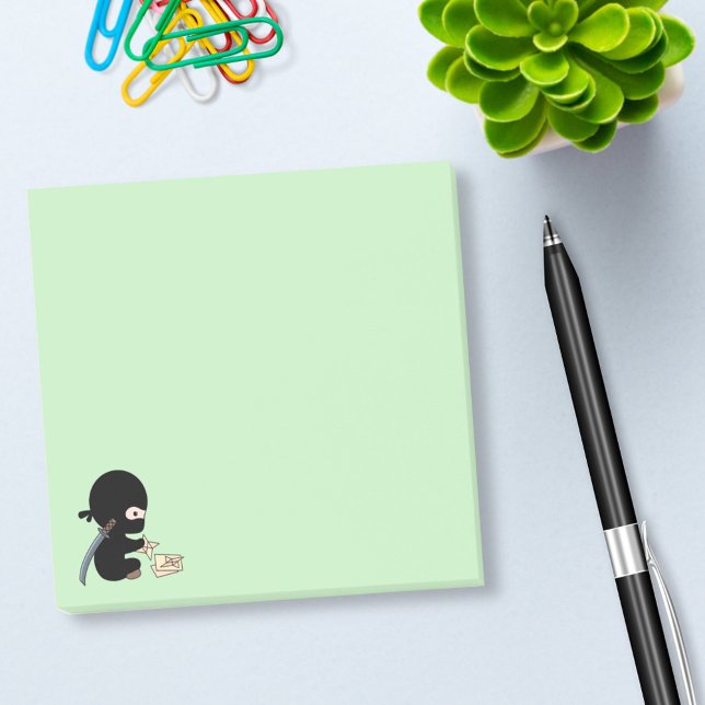Tiny Ninja Making Origami Paper Throwing Star Post-it Notes (Creator Uploaded)