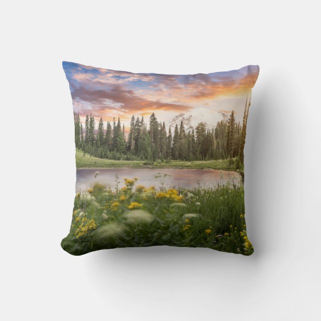 Tipsoo Lake of Mt.Rainier Cushion (Front)