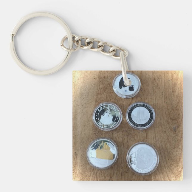 Titanic and others key ring (Front)